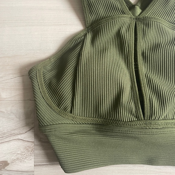 BuffBunny Sphynx Ribbed Sports Bra - Picture 3 of 9